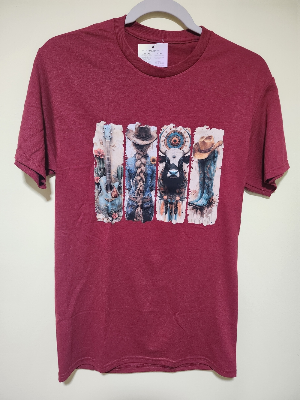 Western Cowgirl Graphic T-Shirt – Burgundy Tee Size S